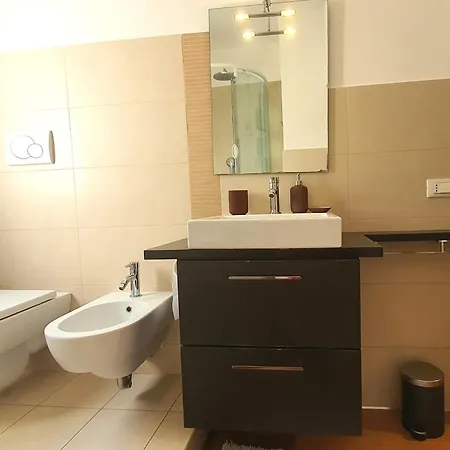 公寓 Casa Di Giada - 15 Min To - Large 2br For 6 *