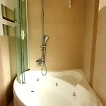 Casa Di Giada - Venice Gateway - Family Comfort - Free Public Parking& Tram -Link ונציה