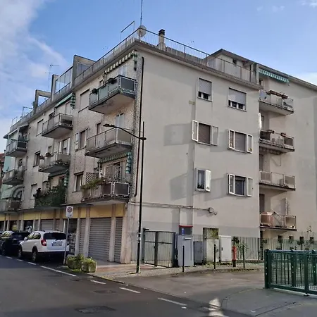 Casa Di Giada - Venice Gateway - Family Comfort - Free Public Parking& Tram -Link דירה